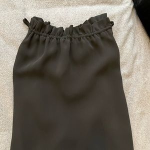 H&M FLOWY BLOUSE - SIZE LARGE